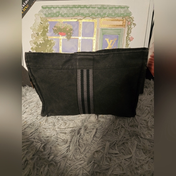 Hermes Black Cosmetic Bag - Picture 8 of 8